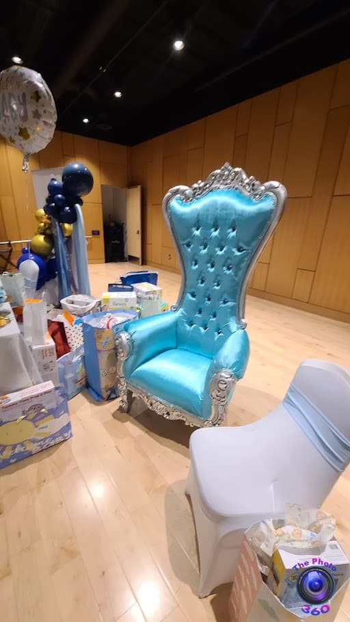 Throne Chair